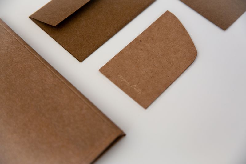 Bubble Lined Mailers Size G/4 240x335mm, pack of 100, wholesale postal packaging